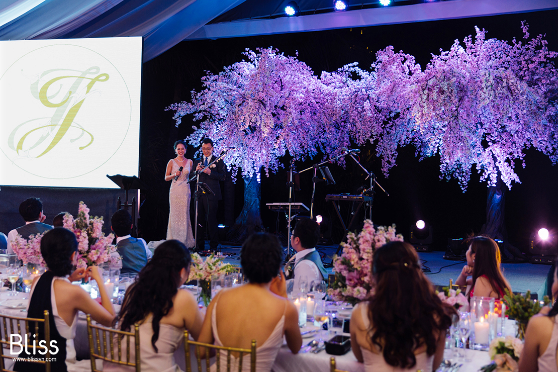 wedding ceremony in intercontinental da nang bliss wedding planner Vietnam