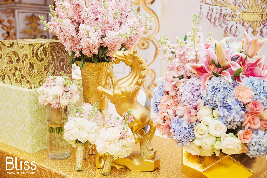 trang trí hoa tươi tiệc cưới cao cấp bliss wedding planner Việt Nam