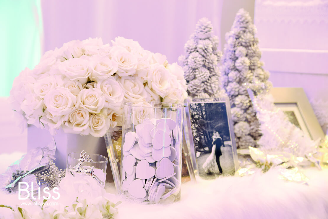 xmas wedding decoration in vietnam by bliss wedding planner vietnam