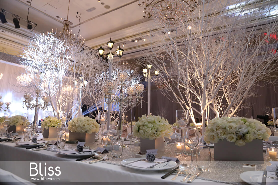 xmas wedding concept in park hyatt vietnam by bliss wedding planner vietnam