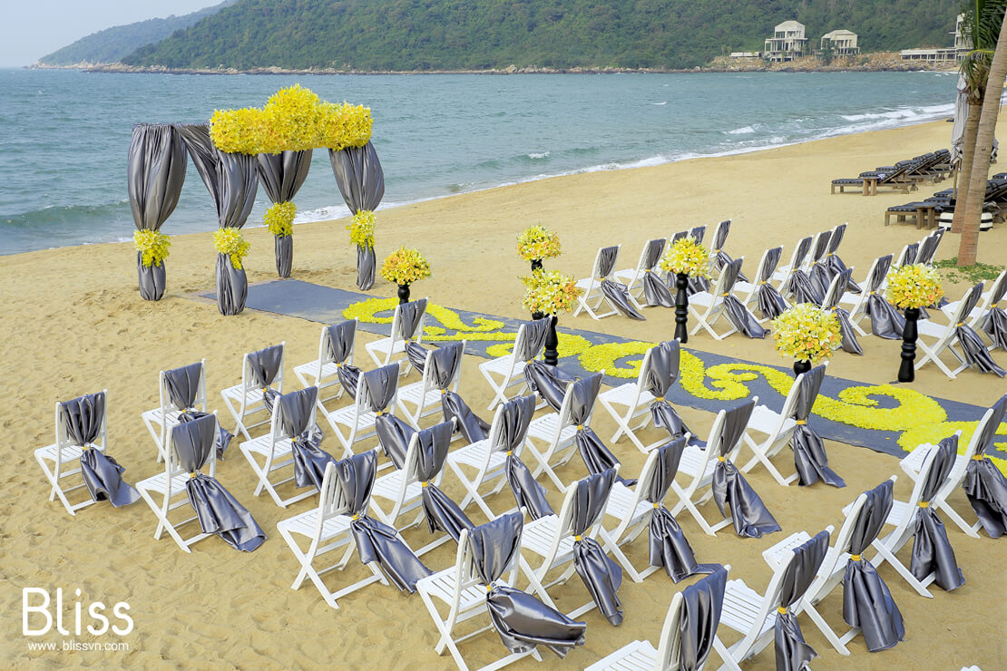 tiệc cưới bãi biển đà nẵng bliss wedding planner việt nam