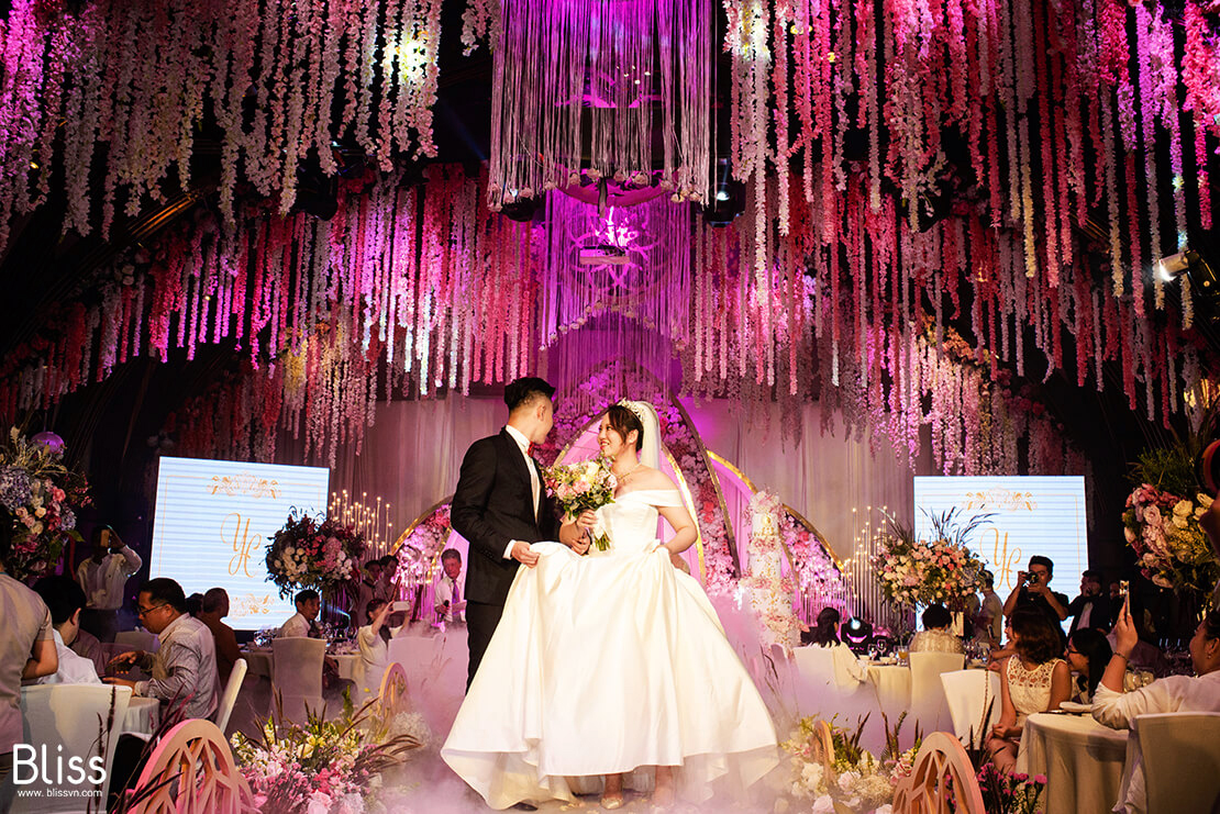 tổ chức tiệc cưới ngoài trời, Bliss wedding Việt Nam