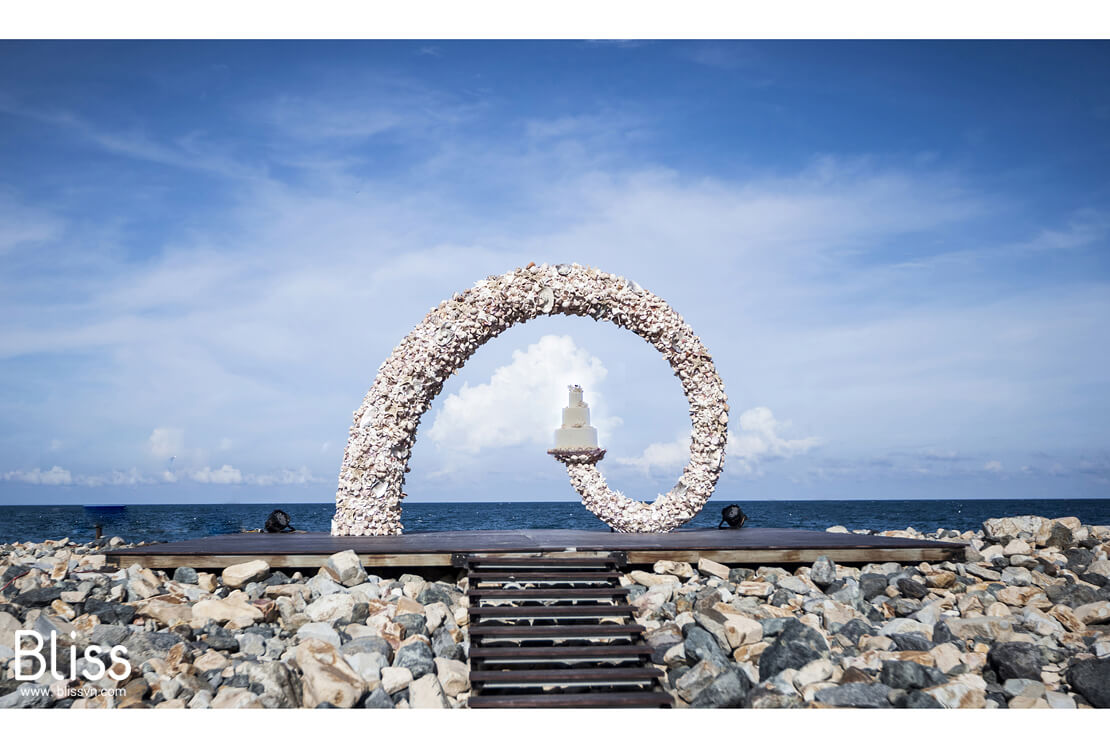 Beach wedding in phan thiet