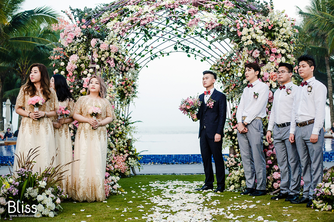 Beach wedding in phan thiet