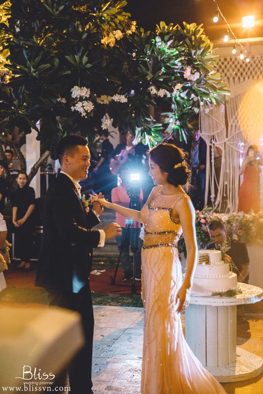 Bliss Vietnam destination wedding