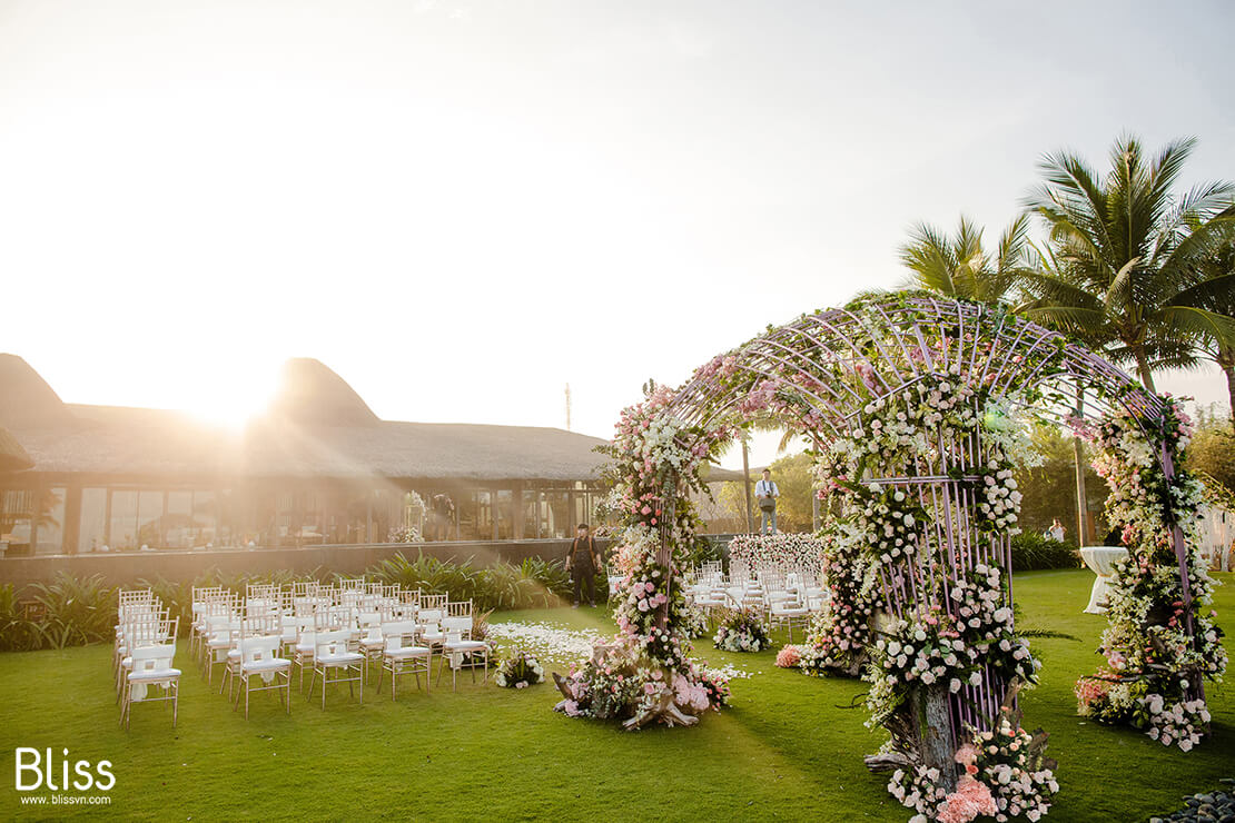 Bliss wedding Vietnam