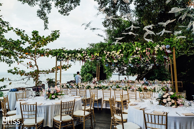 Vietnam beach weddings Vietnam beach weddings