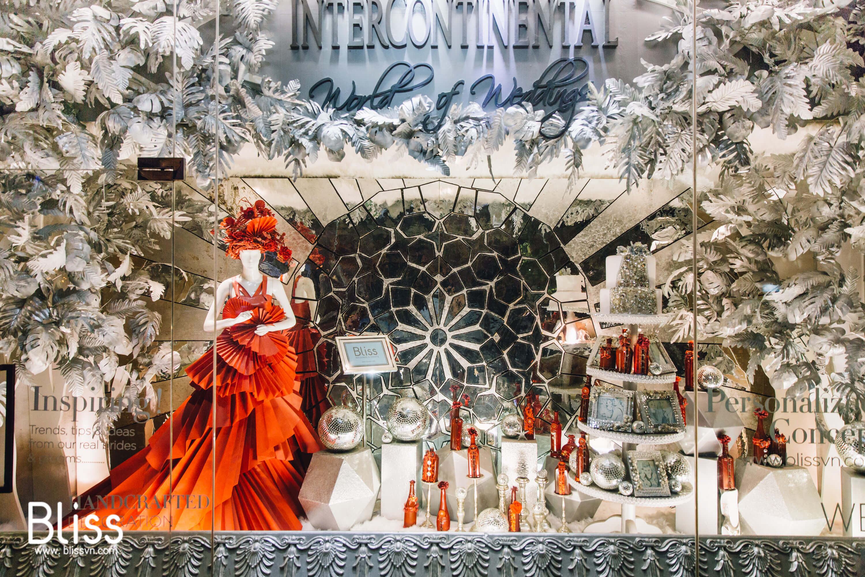 Trang trí window display Trang trí window display
